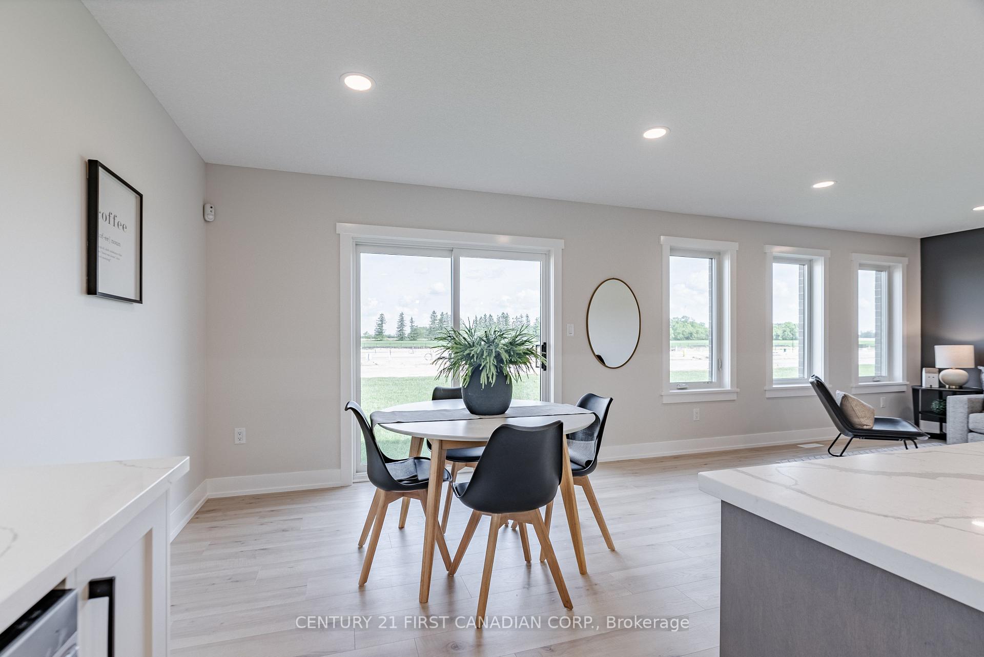 Photo 17 of 38 Postma Crescent, North Middlesex, Alisa Craig — HOMEH