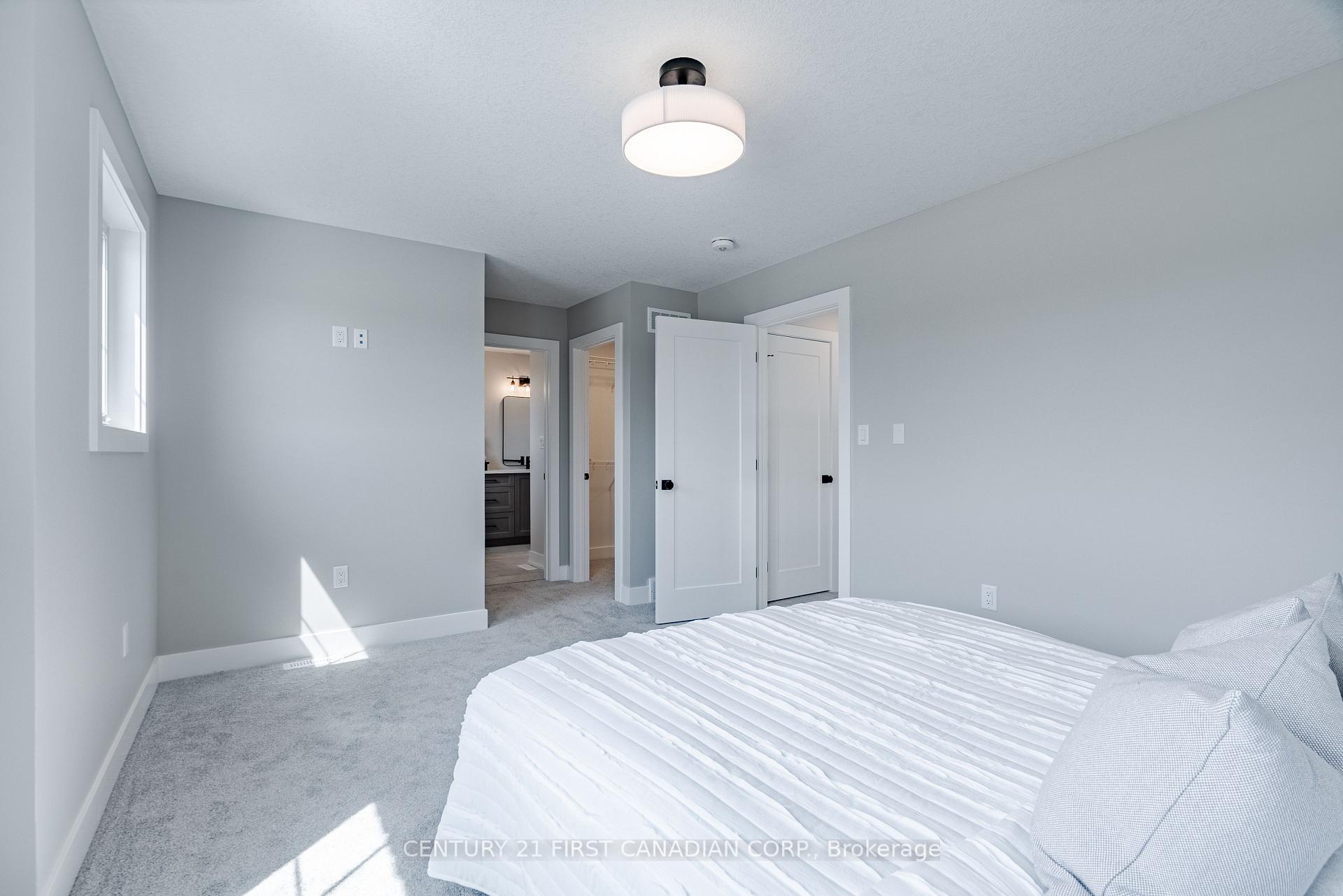 Photo 26 of 38 Postma Crescent, North Middlesex, Alisa Craig — HOMEH
