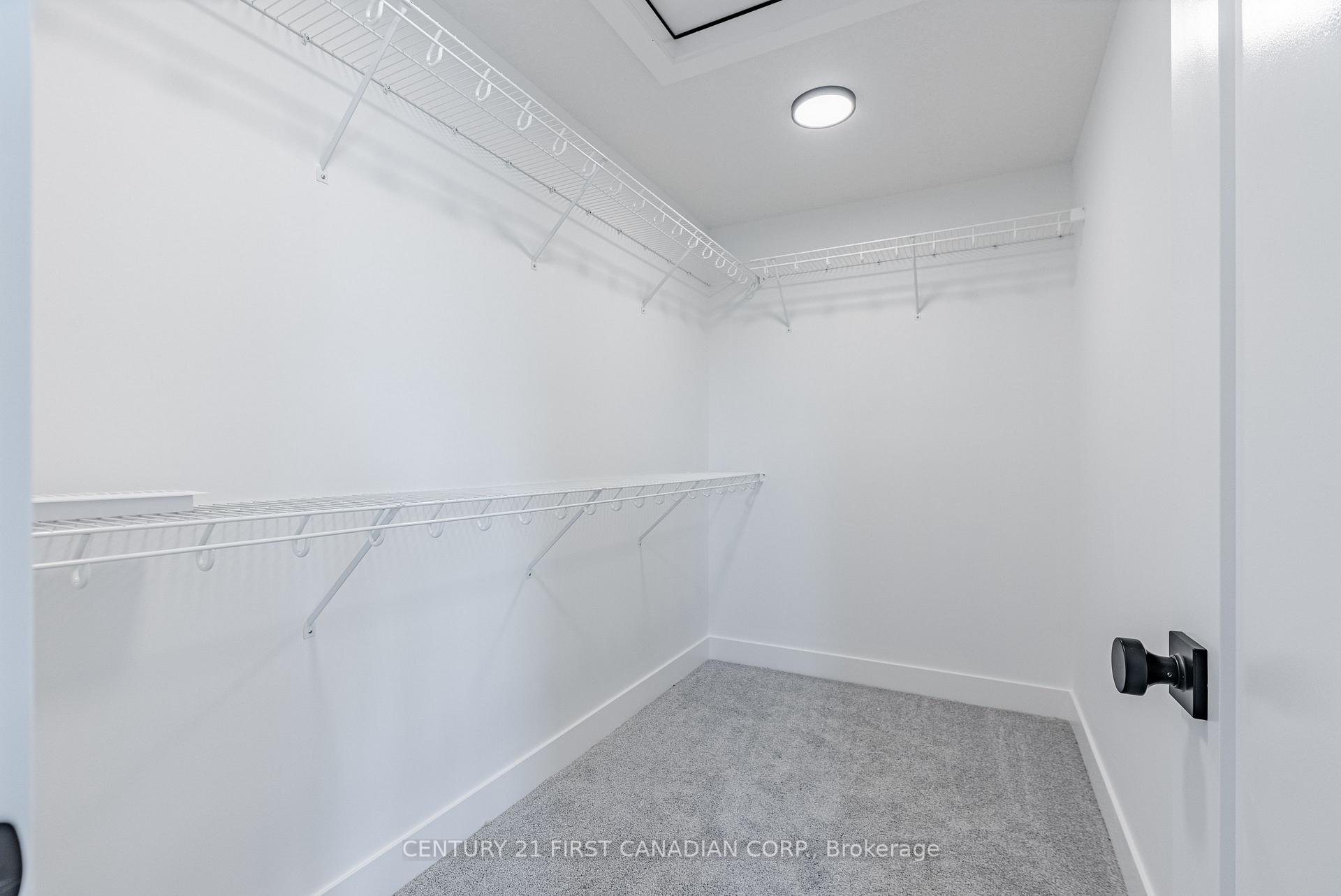 Photo 28 of 38 Postma Crescent, North Middlesex, Alisa Craig — HOMEH