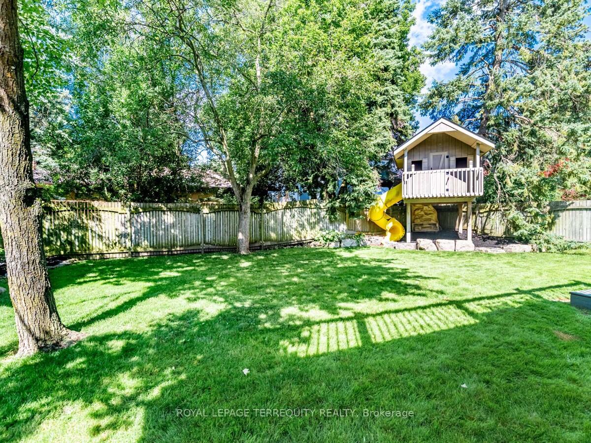 Photo 32 of 8 Arrowflight Drive, Markham, Bullock — HOMEH