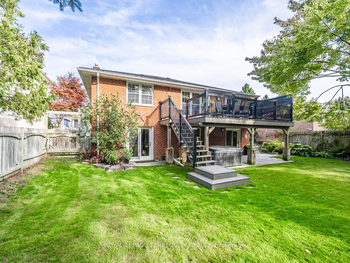 Photo 35 of 8 Arrowflight Drive, Markham, Bullock — HOMEH