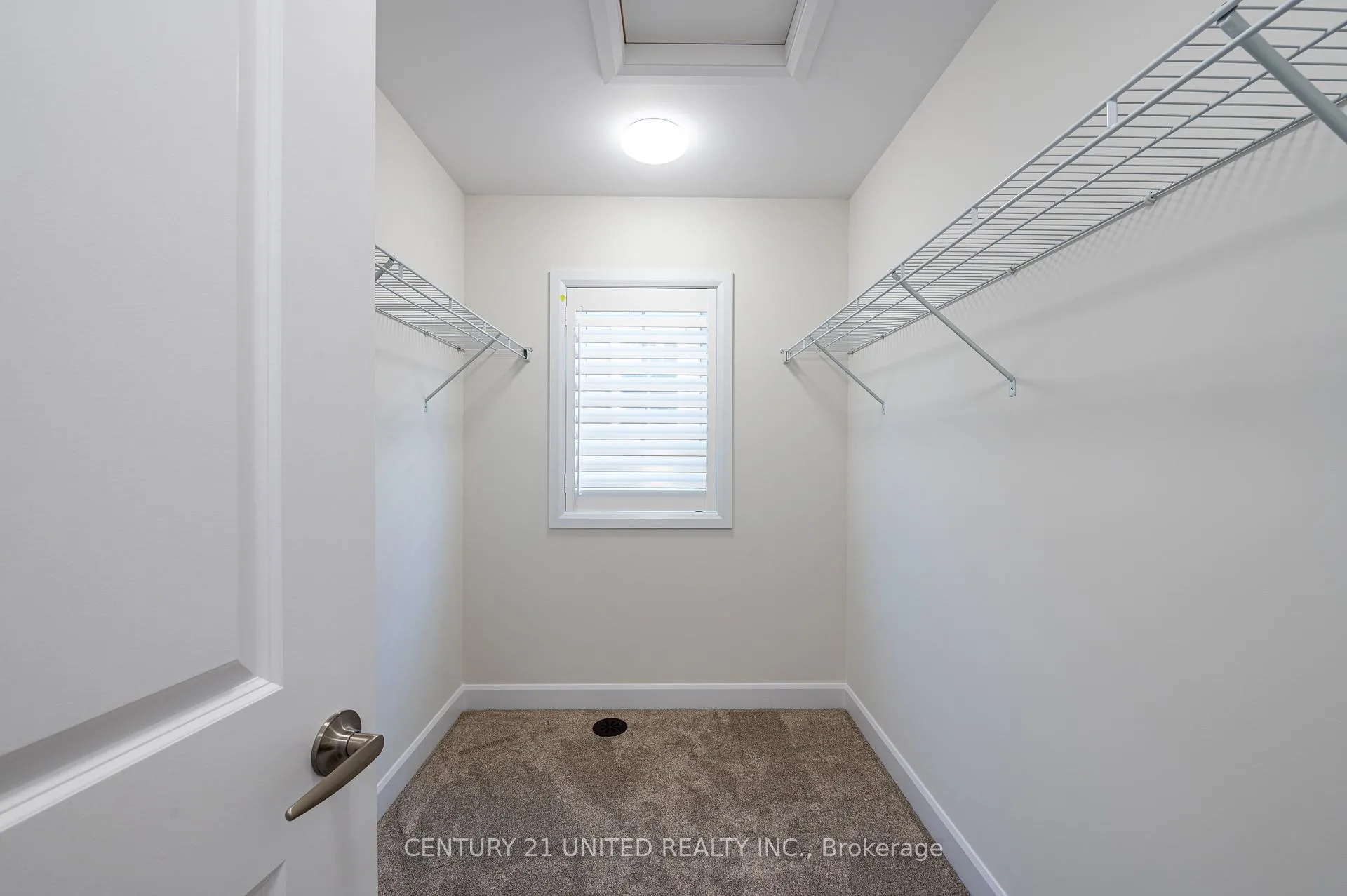 Photo 16 of 313 Mullighan Gardens, Peterborough, Monaghan Ward 2 — HOMEH