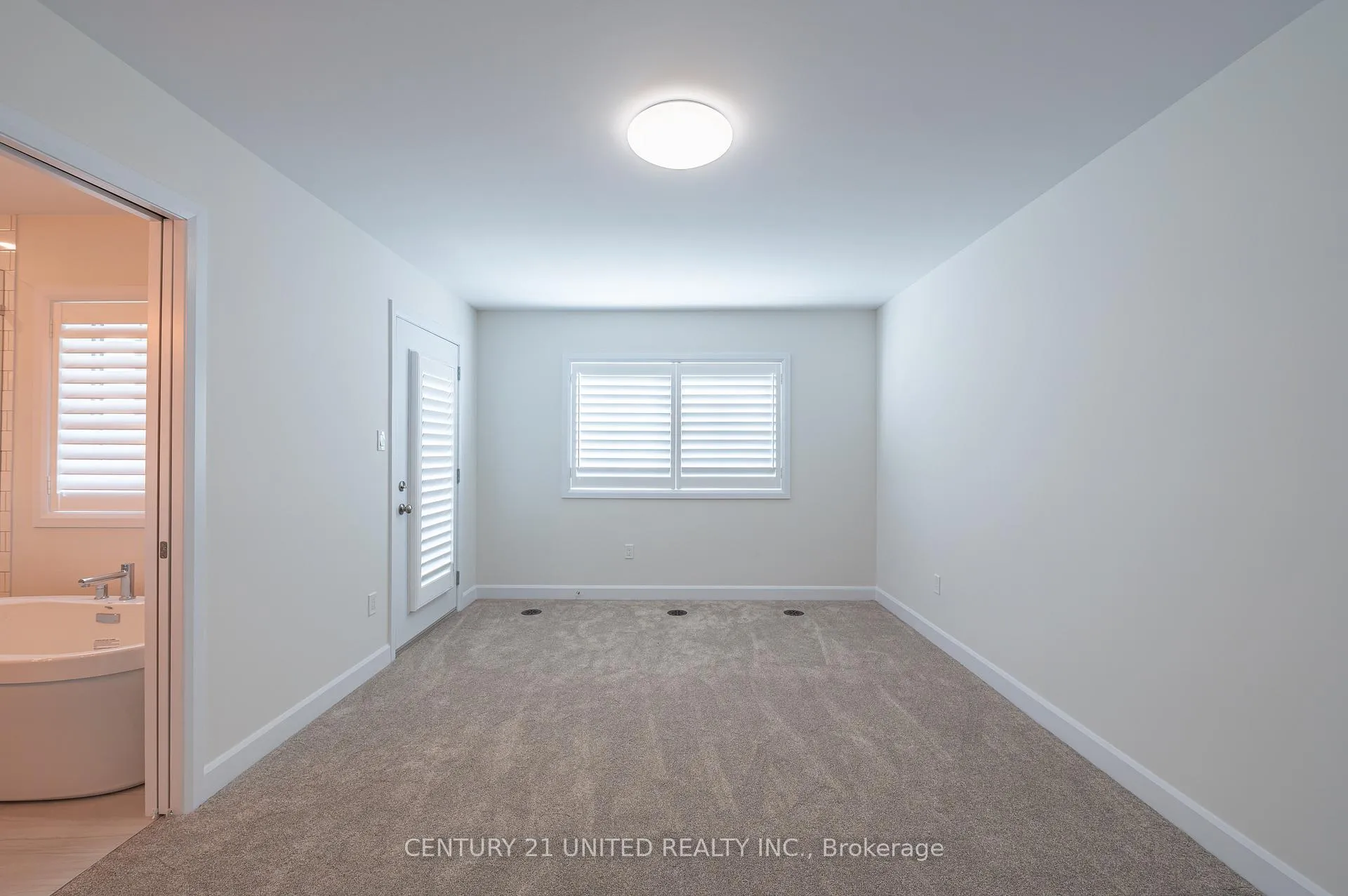 Photo 18 of 313 Mullighan Gardens, Peterborough, Monaghan Ward 2 — HOMEH