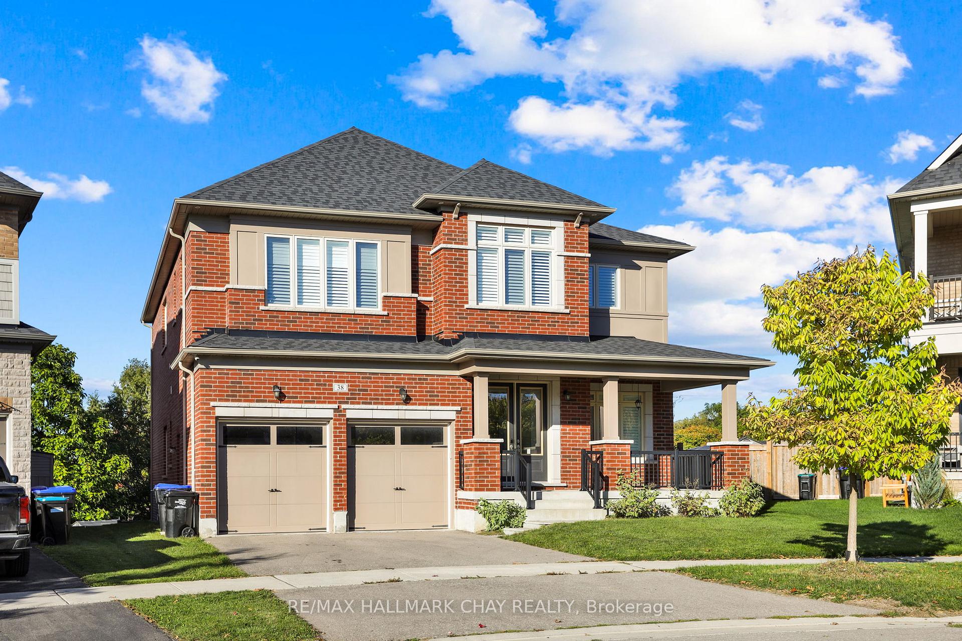 Photo 3 of 38 Gould Crescent, New Tecumseth, Tottenham — HOMEH