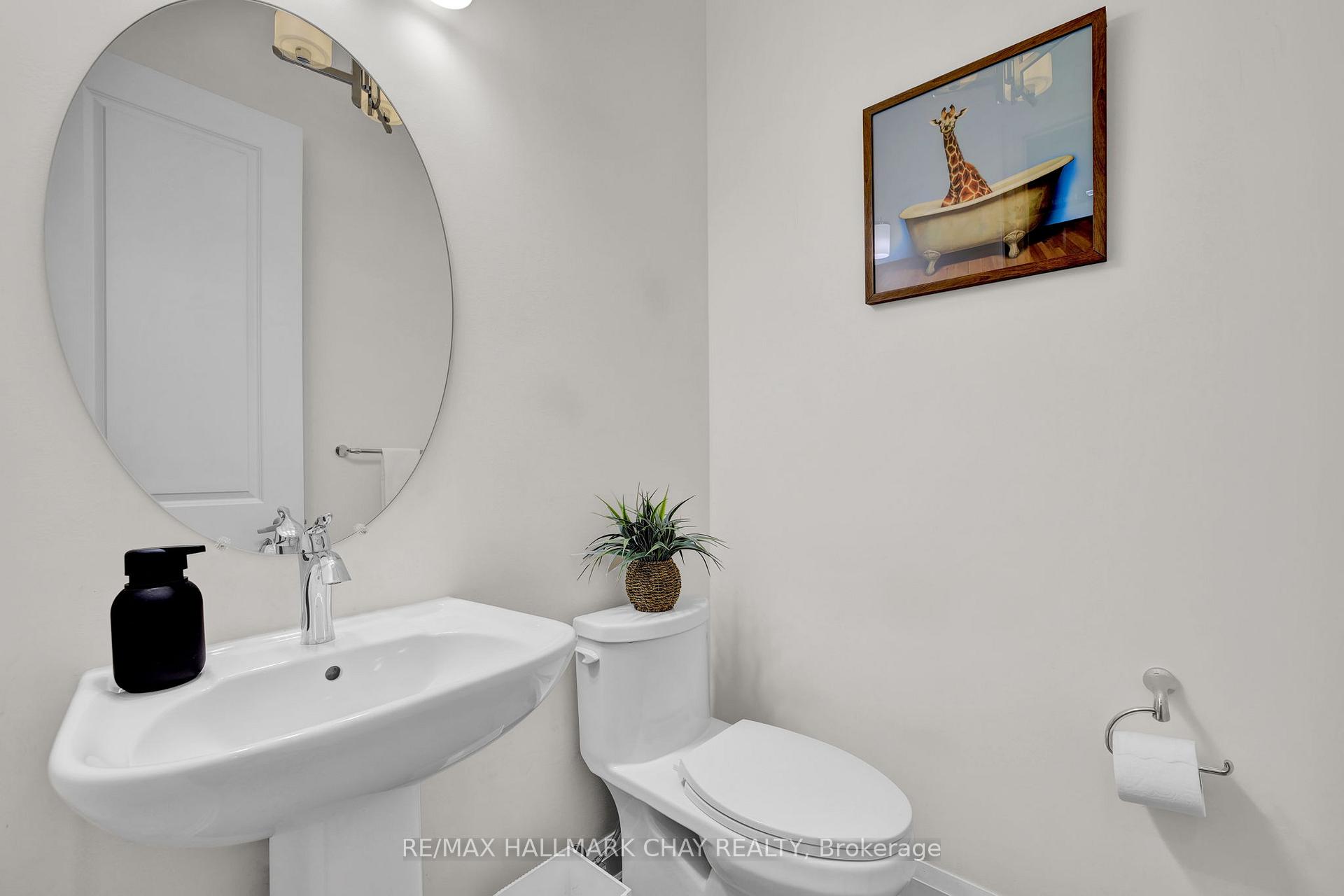 Photo 16 of 38 Gould Crescent, New Tecumseth, Tottenham — HOMEH