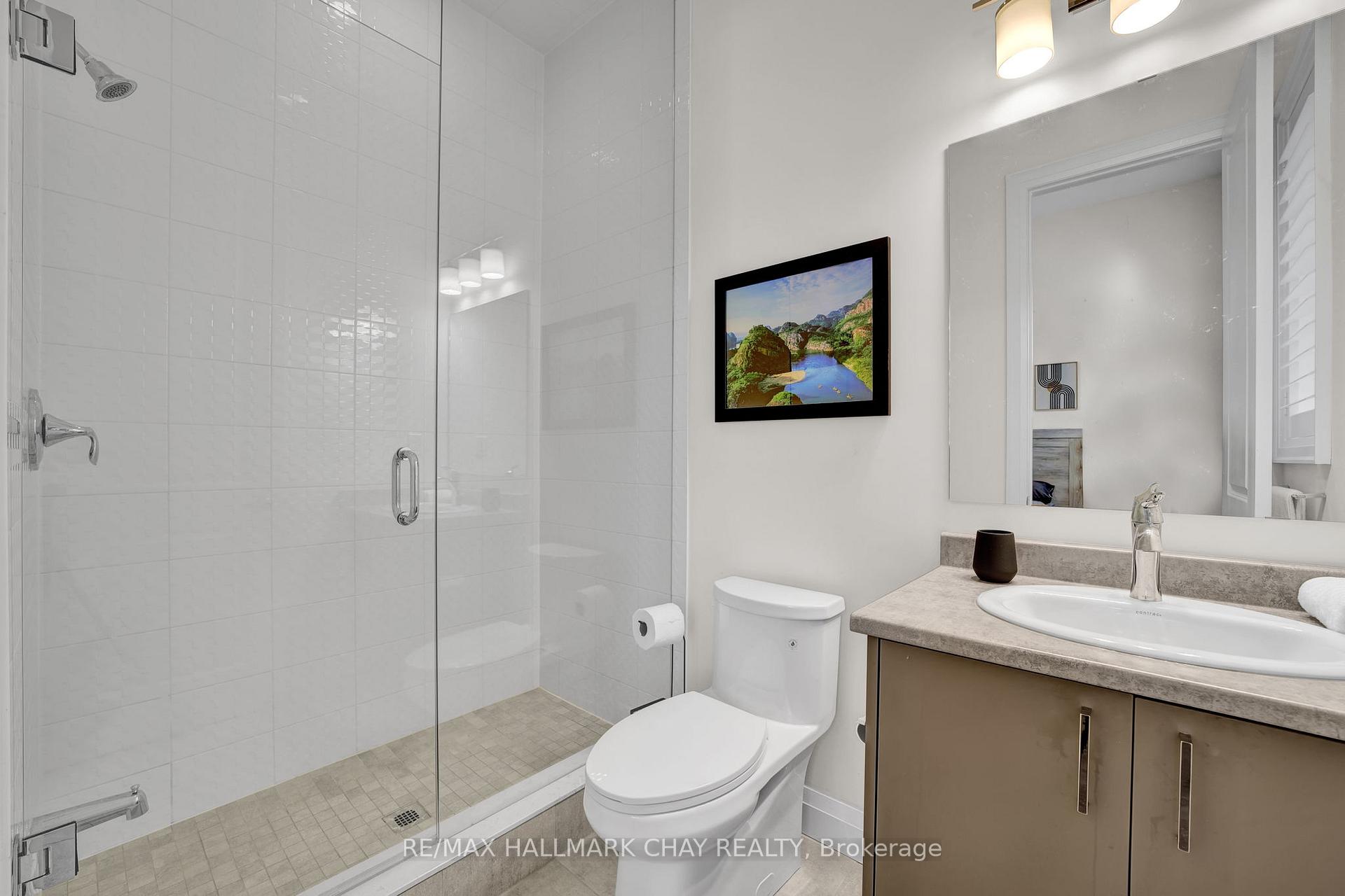 Photo 18 of 38 Gould Crescent, New Tecumseth, Tottenham — HOMEH