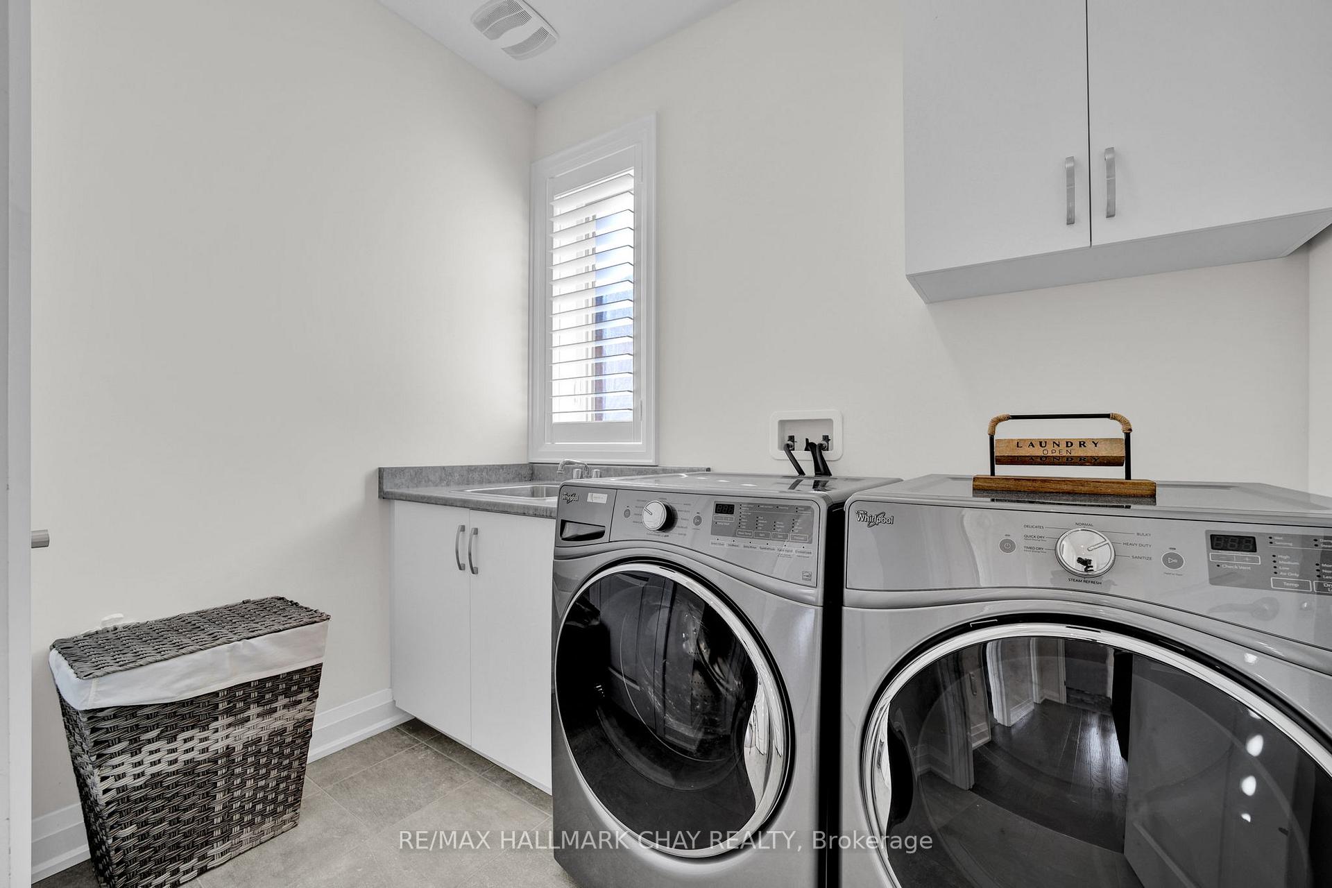 Photo 35 of 38 Gould Crescent, New Tecumseth, Tottenham — HOMEH