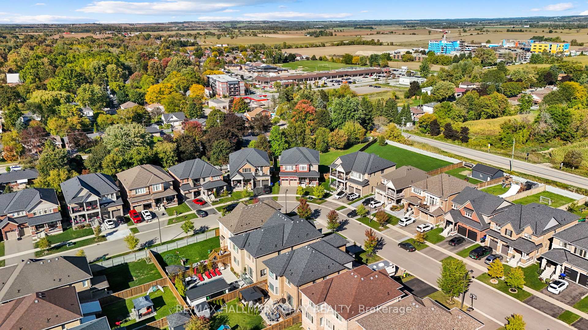Photo 49 of 38 Gould Crescent, New Tecumseth, Tottenham — HOMEH