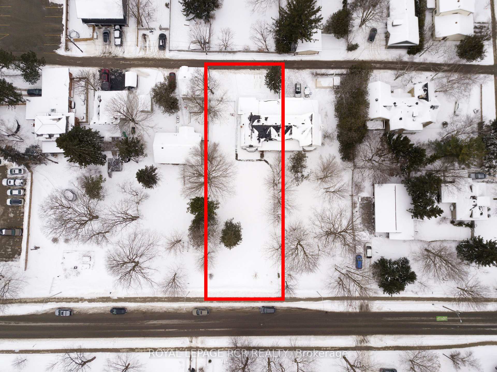 Photo 7 of Unit Unit #2, 9 Second Avenue, Orangeville — HOMEH