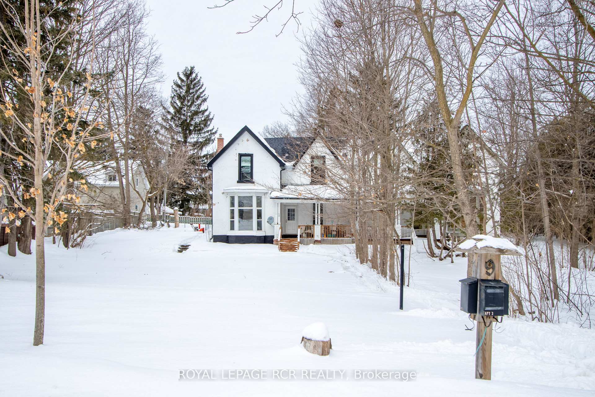 Photo 12 of Unit Unit #2, 9 Second Avenue, Orangeville — HOMEH