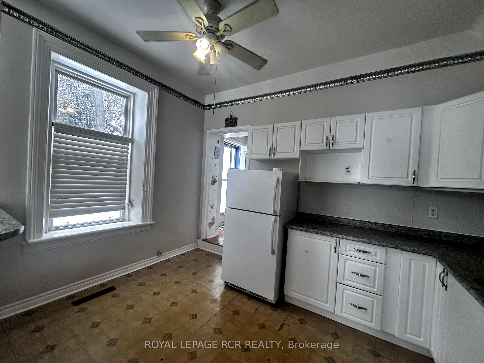 Photo 14 of Unit Unit #2, 9 Second Avenue, Orangeville — HOMEH