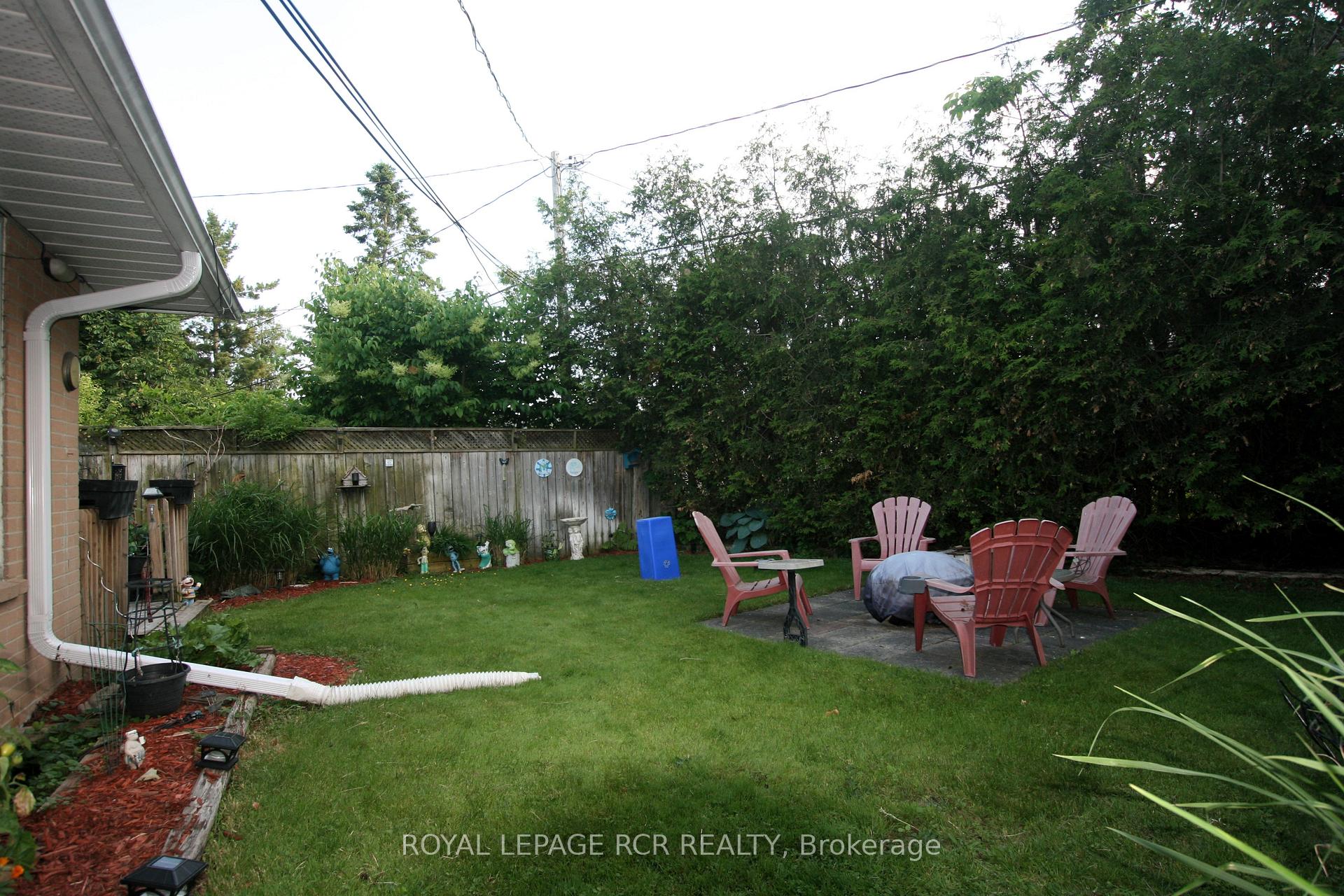 Photo 3 of 45 Belleview Drive, Orangeville — HOMEH