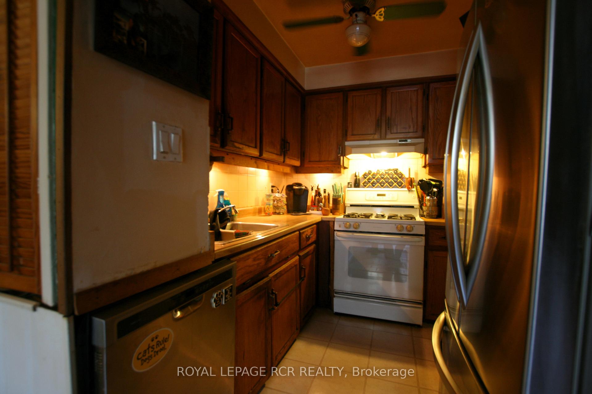 Photo 2 of 45 Belleview Drive, Orangeville — HOMEH