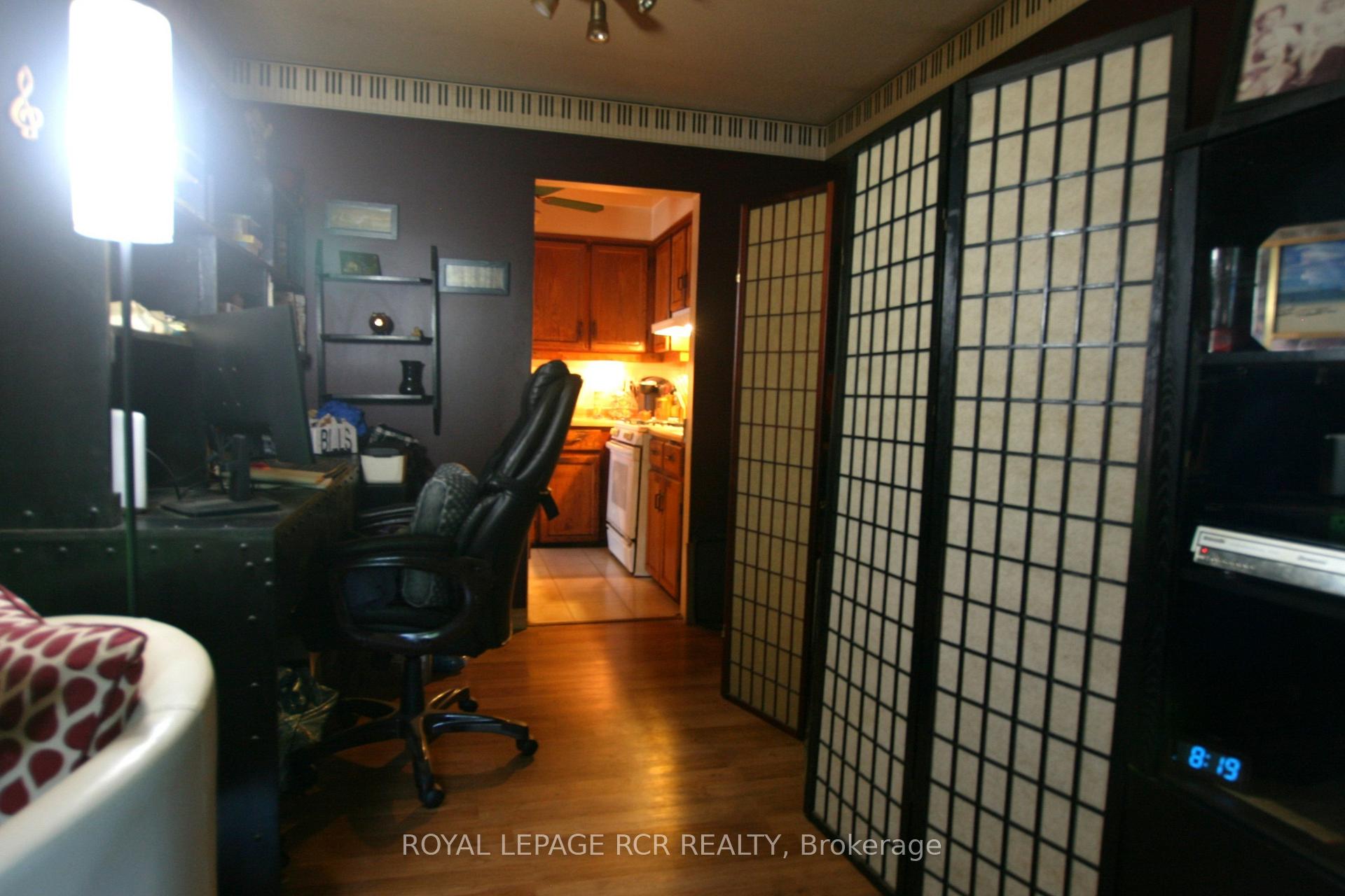 Photo 31 of 45 Belleview Drive, Orangeville — HOMEH