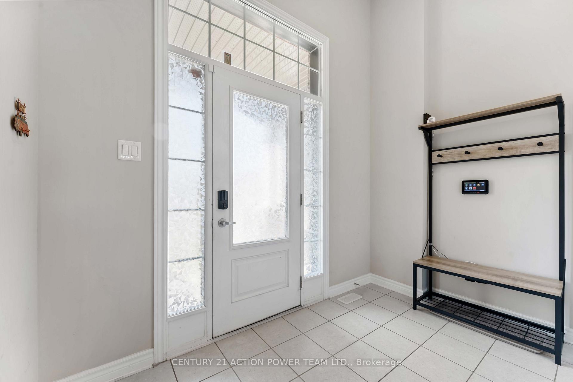 Photo 4 of 54 Malachigan Crescent, Ottawa, Avalon West — HOMEH