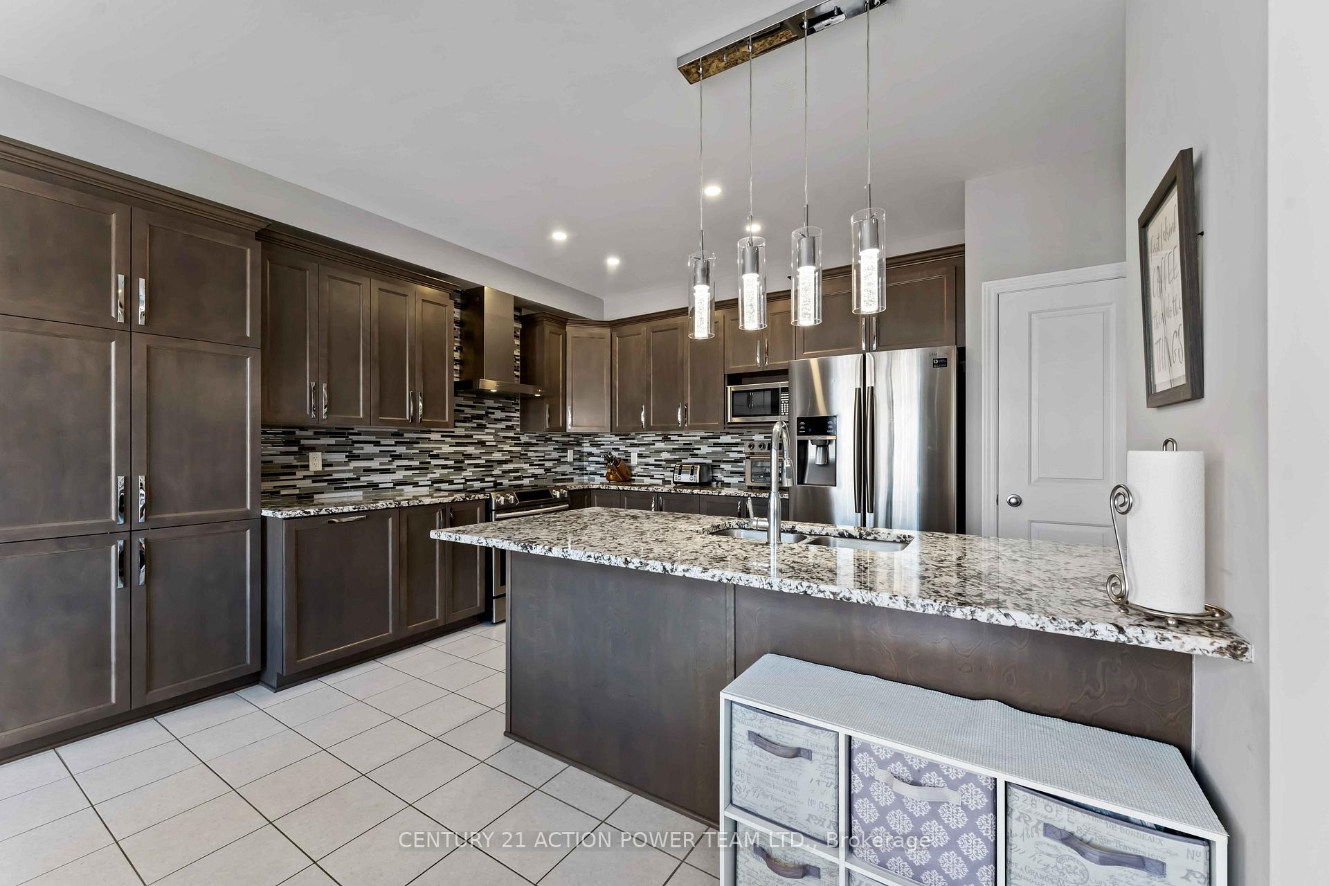 Photo 13 of 54 Malachigan Crescent, Ottawa, Avalon West — HOMEH