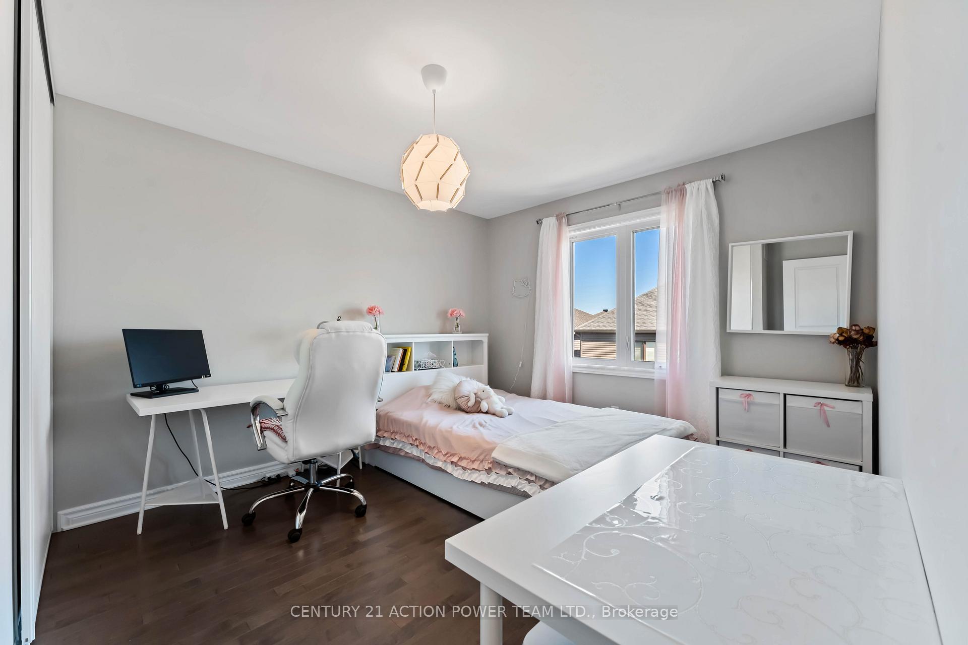 Photo 23 of 54 Malachigan Crescent, Ottawa, Avalon West — HOMEH