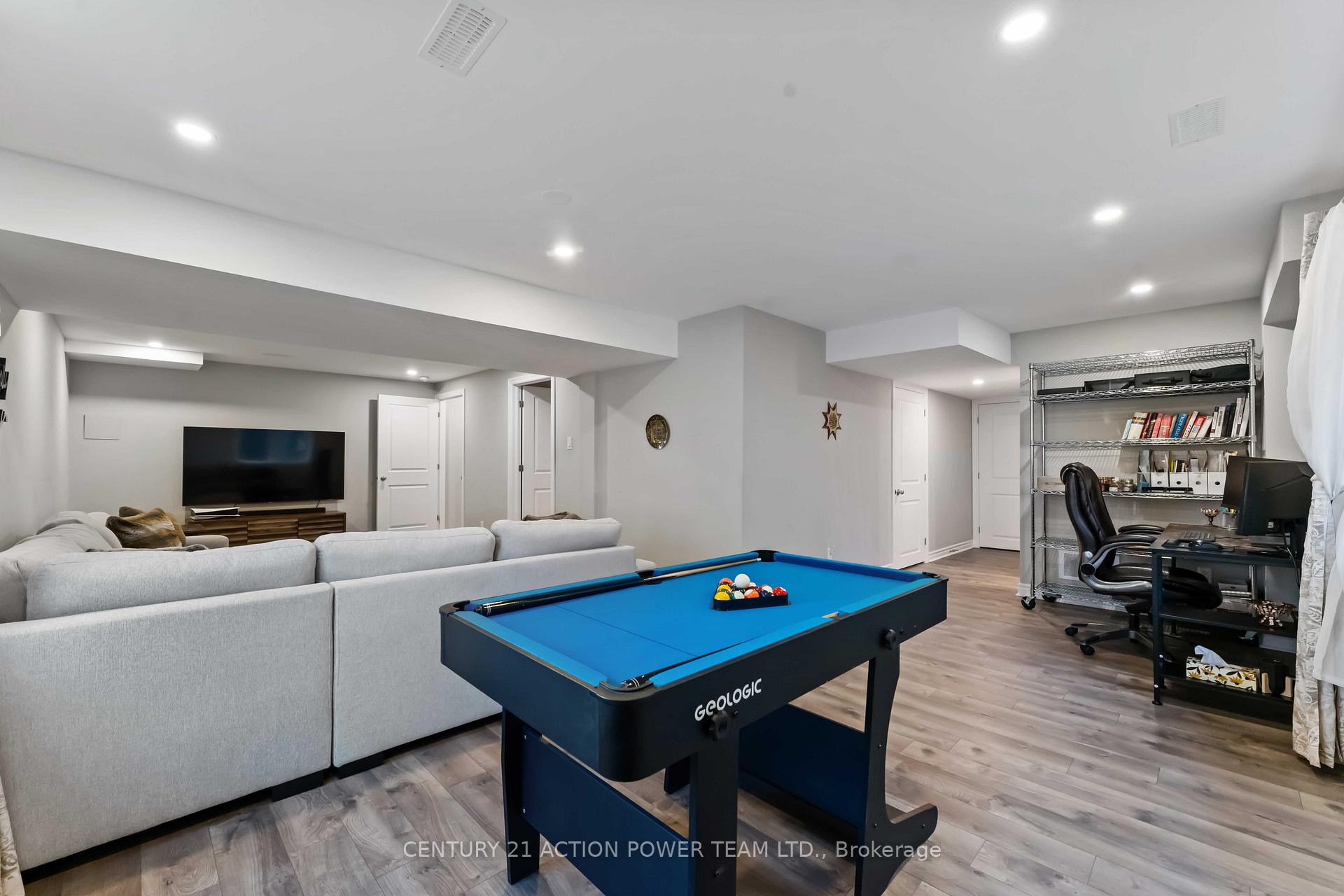 Photo 34 of 54 Malachigan Crescent, Ottawa, Avalon West — HOMEH