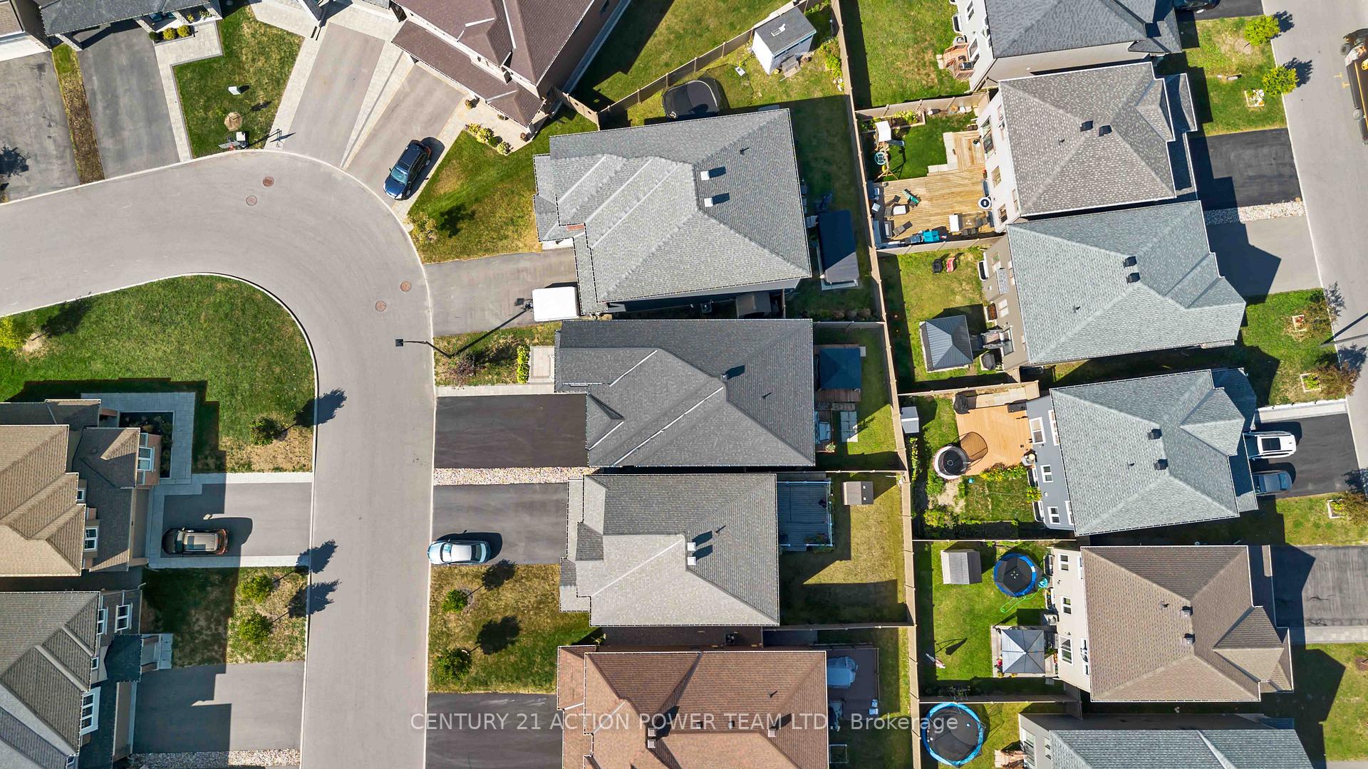 Photo 42 of 54 Malachigan Crescent, Ottawa, Avalon West — HOMEH