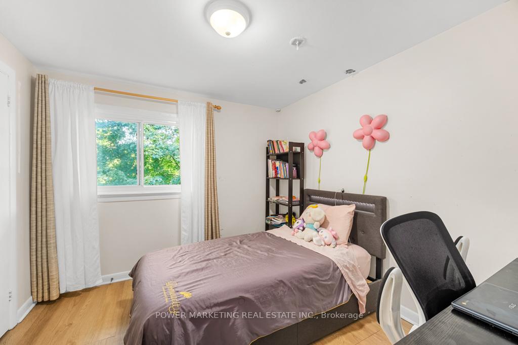 Photo 10 of 624 Borthwick Avenue, Ottawa, Castle Heights/Rideau High — HOMEH