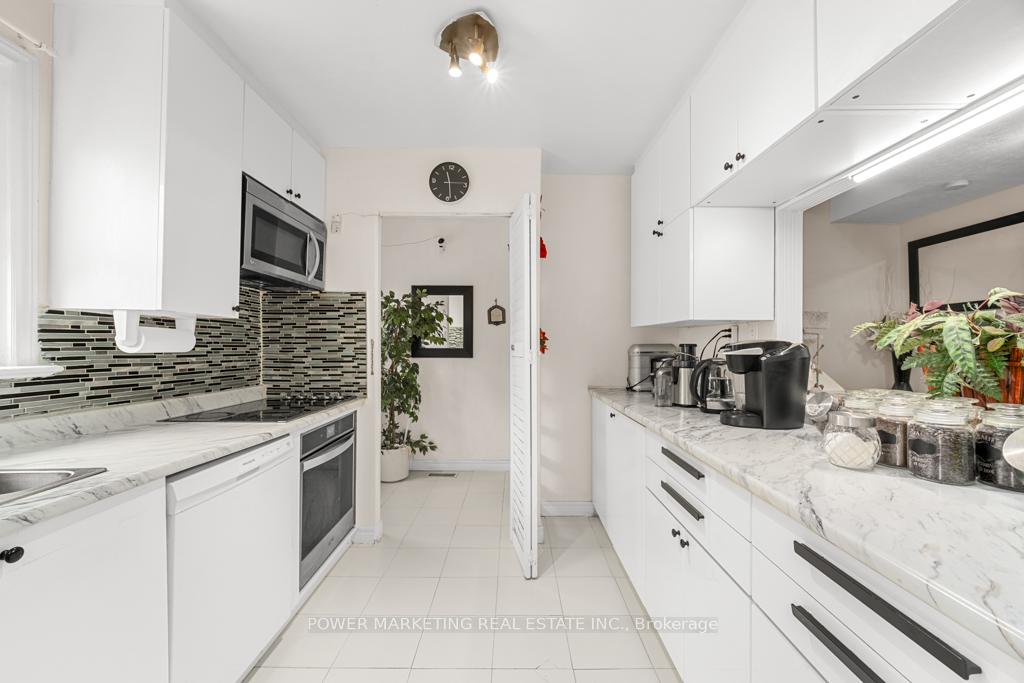 Photo 21 of 624 Borthwick Avenue, Ottawa, Castle Heights/Rideau High — HOMEH