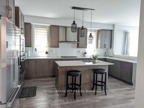 Photo 4 of 14 Atkinson Crescent, New Tecumseth, Alliston — HOMEH