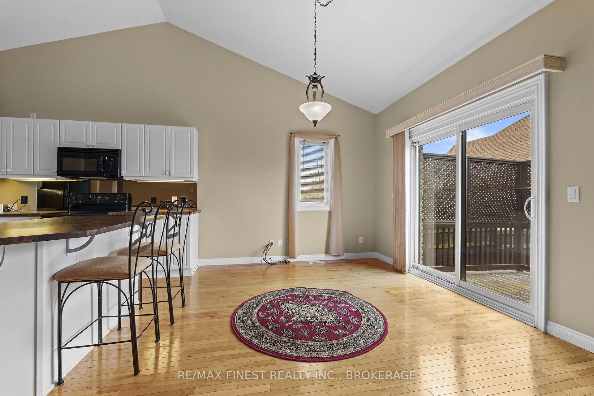 Photo 10 of 823 Kananaskis Drive, Kingston, City Northwest — HOMEH