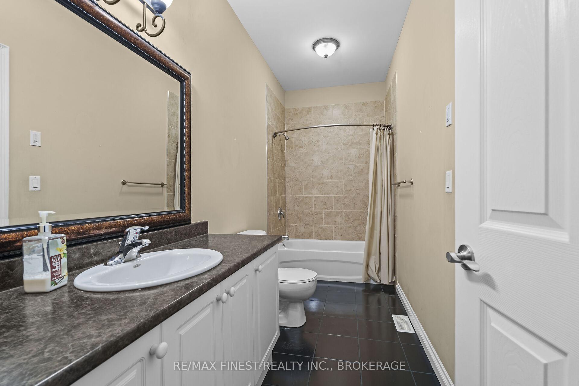 Photo 25 of 823 Kananaskis Drive, Kingston, City Northwest — HOMEH