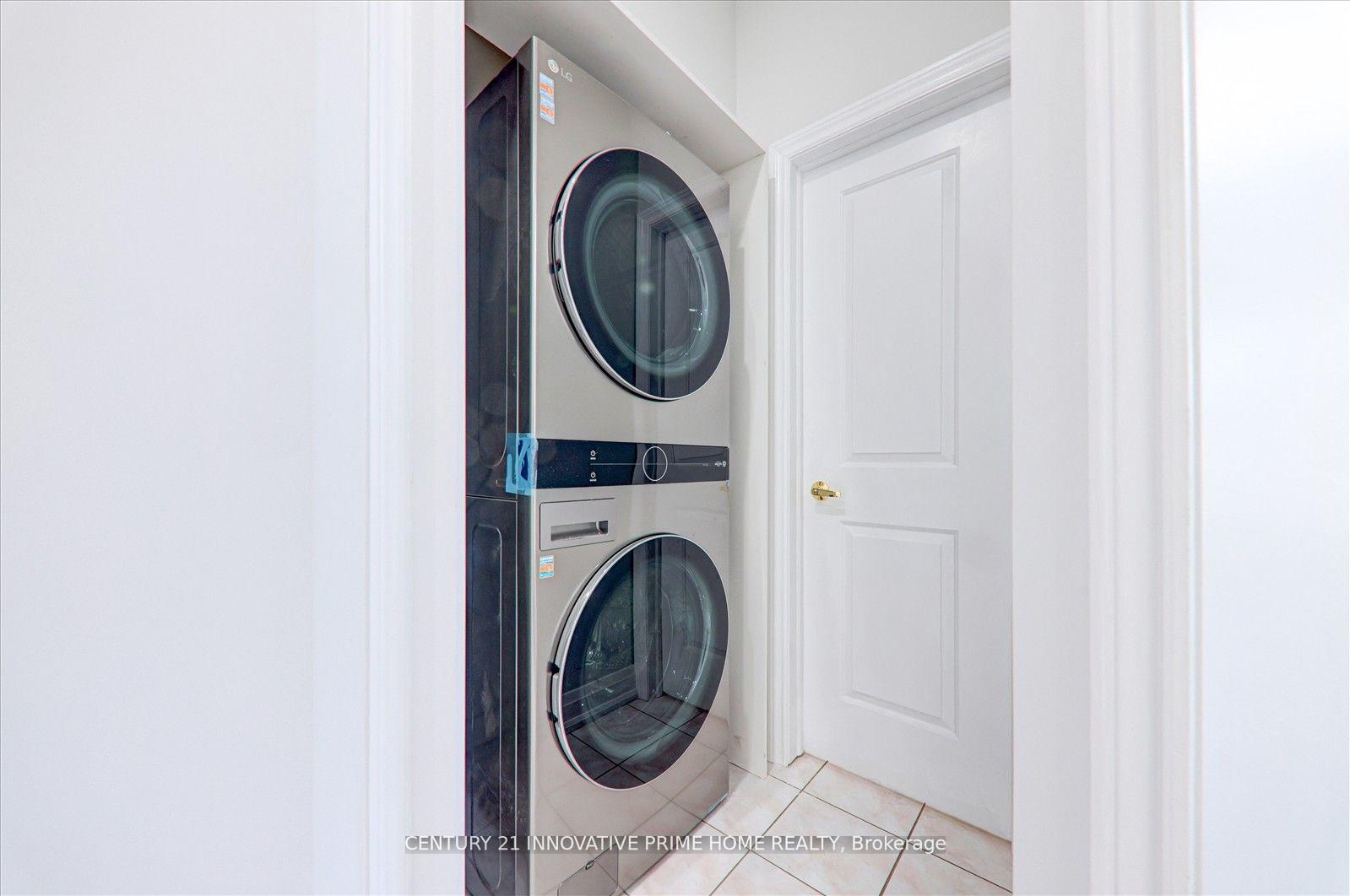 Photo 10 of 106 Geddington Crescent, Markham, Box Grove — HOMEH