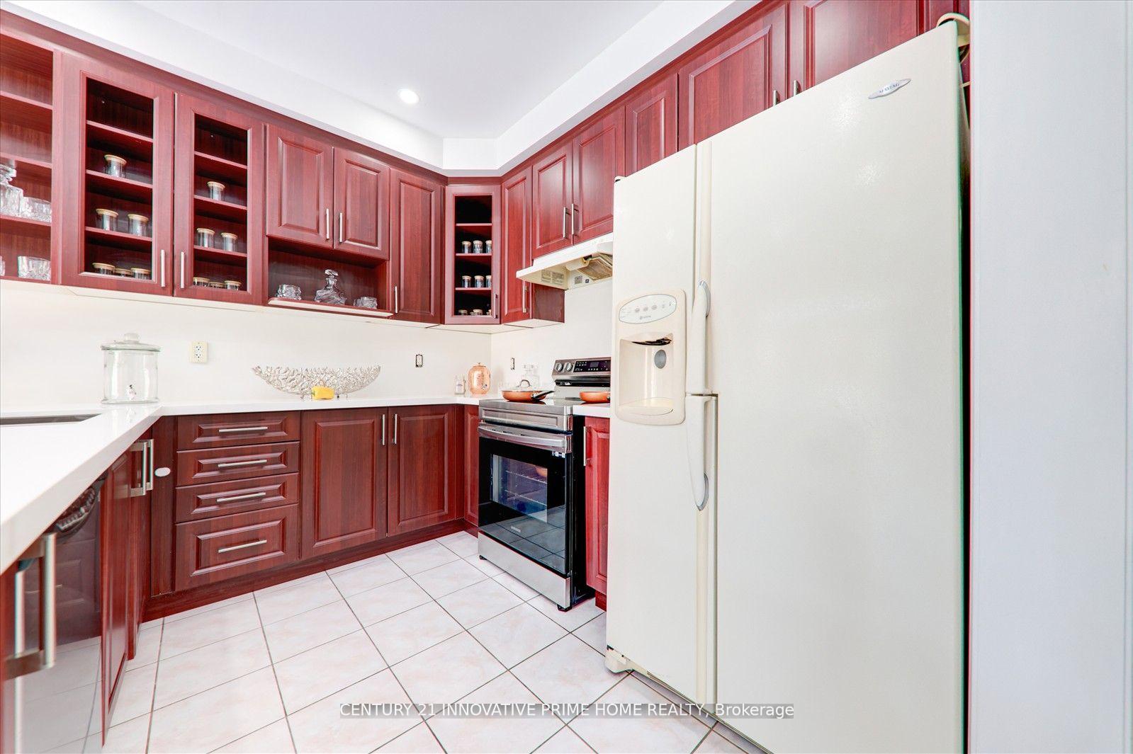 Photo 13 of 106 Geddington Crescent, Markham, Box Grove — HOMEH