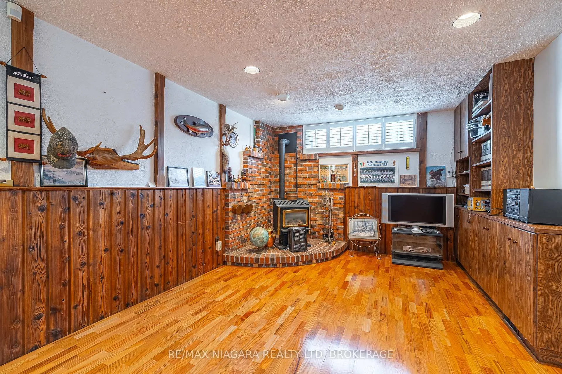 Photo 31 of 5923 Keith Street, Niagara Falls, Church's Lane — HOMEH