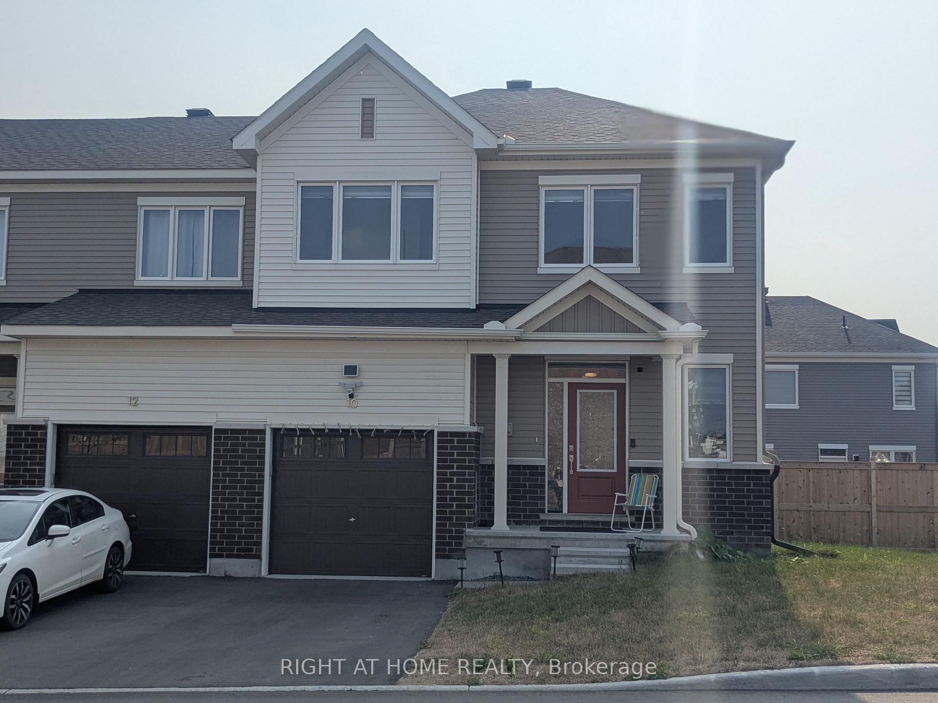 Photo 1 of 10 Tenuto Lane, Ottawa, Mer Bleue/Bradley Estates/Anderson Park — HOMEH