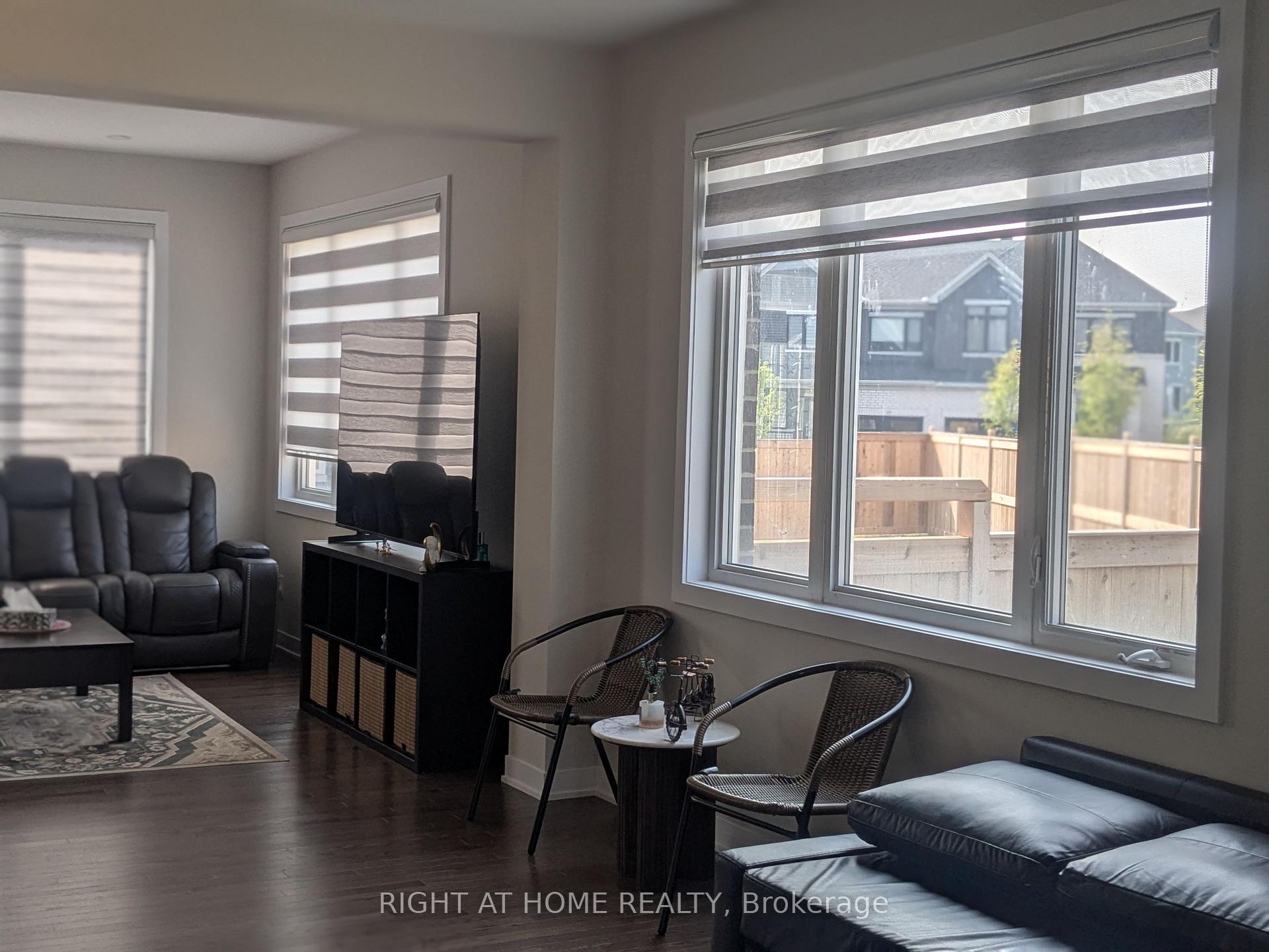 Photo 12 of 10 Tenuto Lane, Ottawa, Mer Bleue/Bradley Estates/Anderson Park — HOMEH