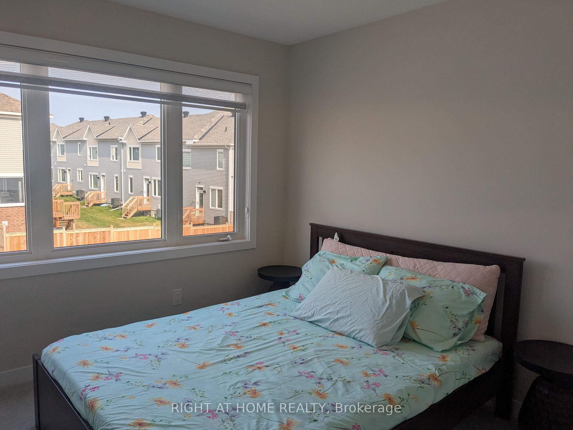 Photo 25 of 10 Tenuto Lane, Ottawa, Mer Bleue/Bradley Estates/Anderson Park — HOMEH