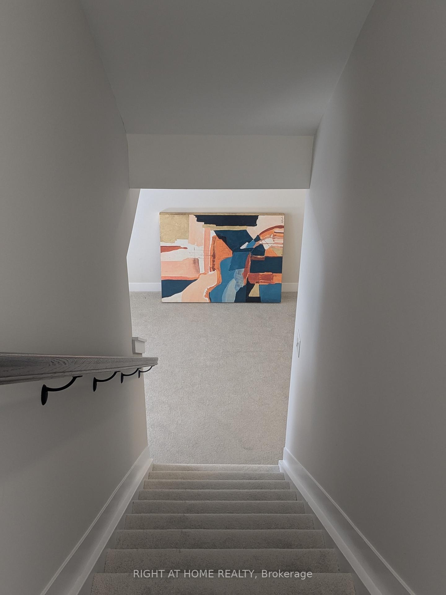 Photo 32 of 10 Tenuto Lane, Ottawa, Mer Bleue/Bradley Estates/Anderson Park — HOMEH