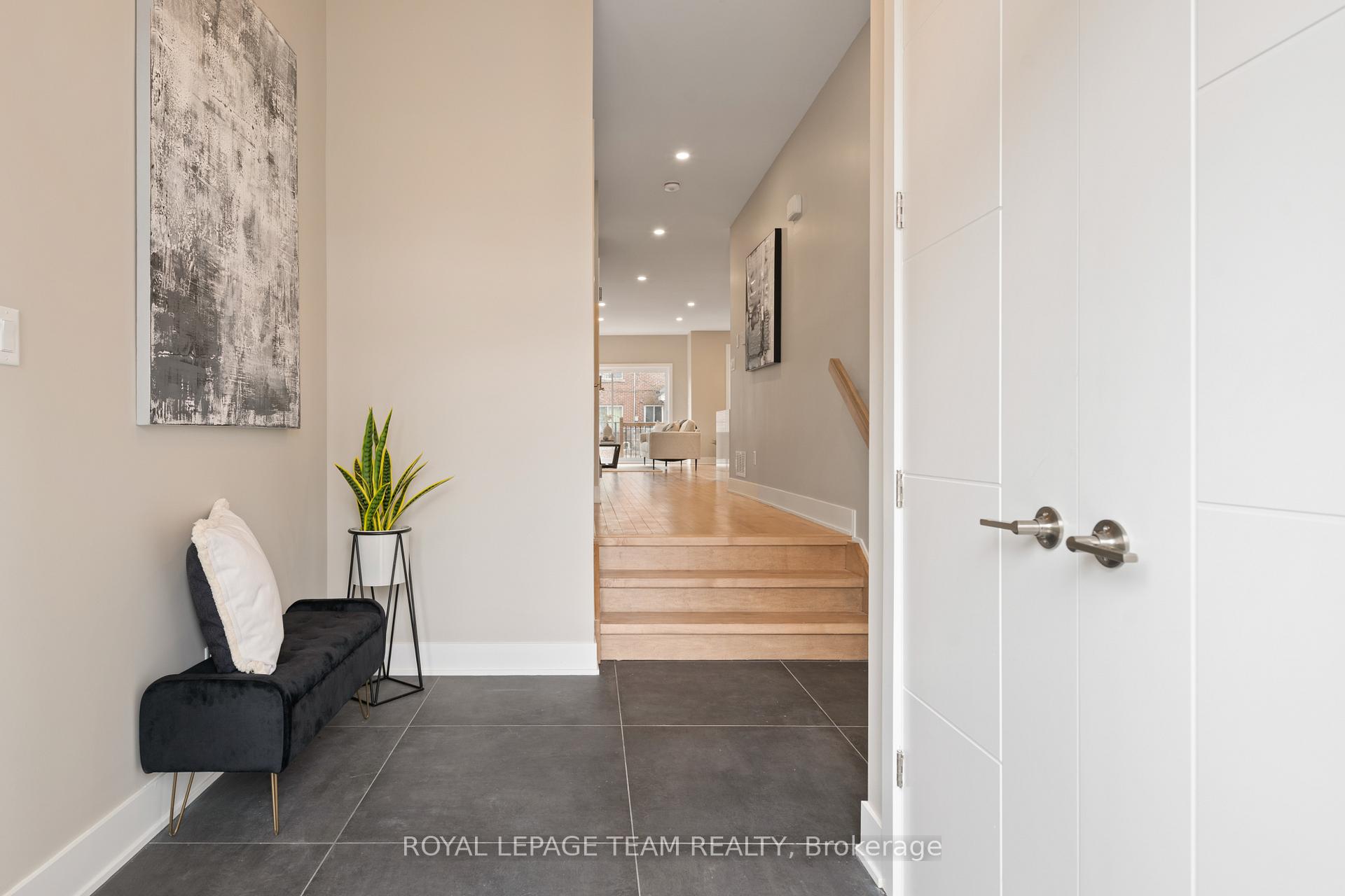 Photo 4 of 160 Prince Albert Street, Ottawa, Overbrook/Castle Heights — HOMEH