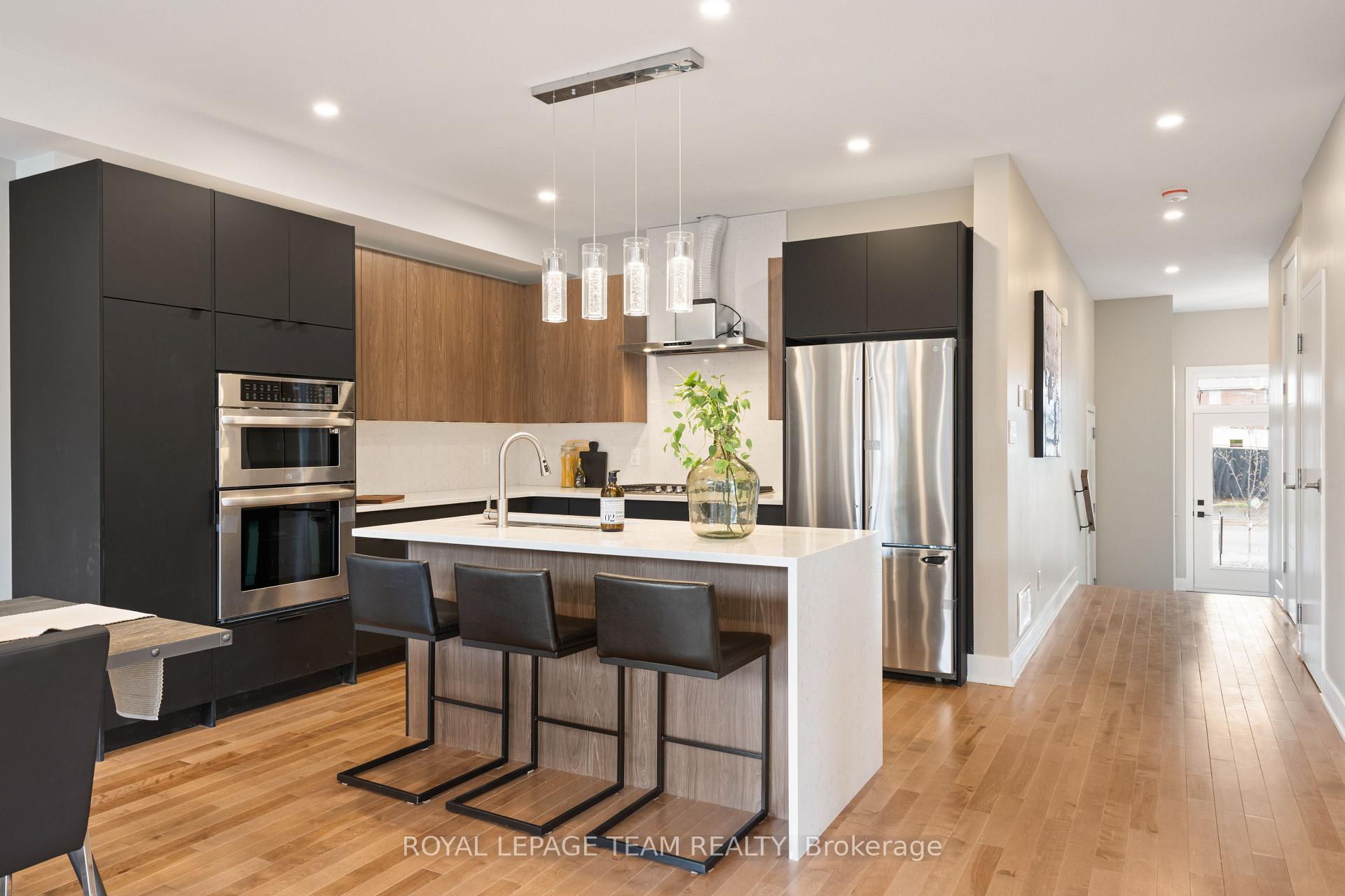 Photo 8 of 160 Prince Albert Street, Ottawa, Overbrook/Castle Heights — HOMEH