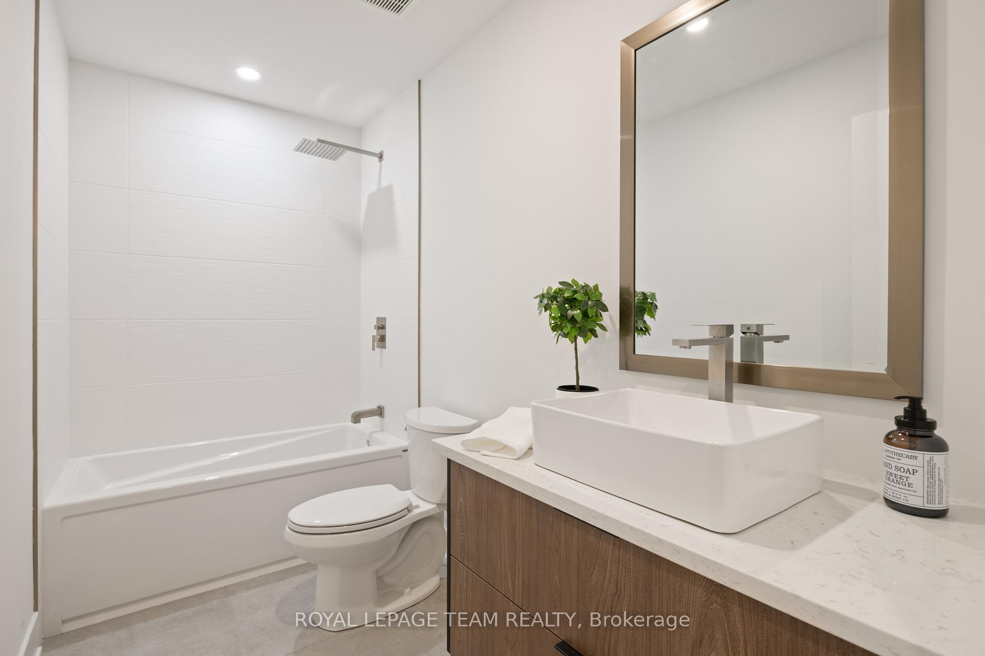 Photo 25 of 160 Prince Albert Street, Ottawa, Overbrook/Castle Heights — HOMEH