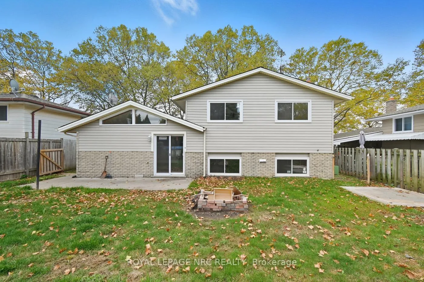 Photo 26 of 4448 Meadowvale Drive, Niagara Falls, Morrison — HOMEH