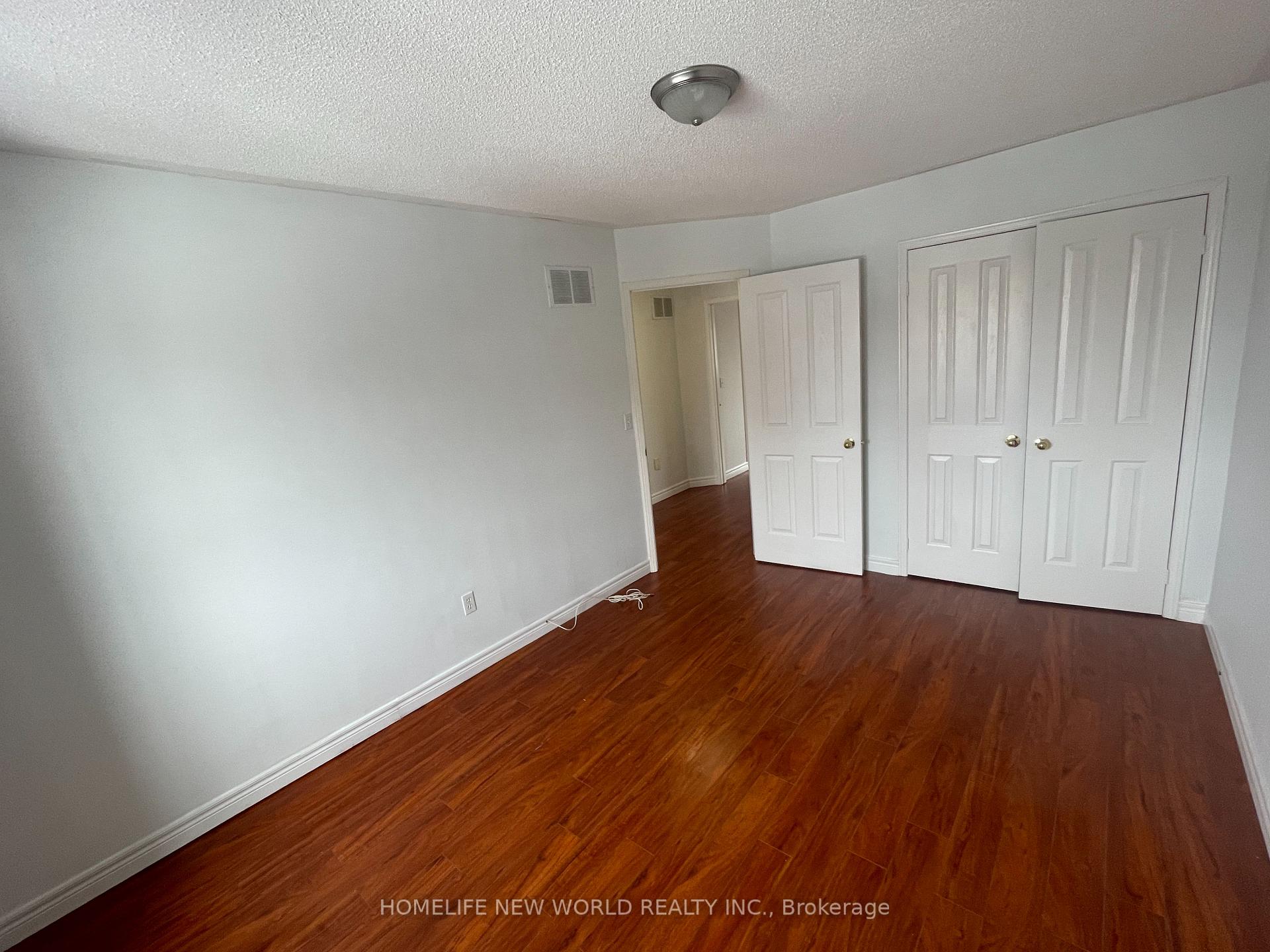 Photo 24 of 103 Gable Avenue, Markham, Berczy — HOMEH