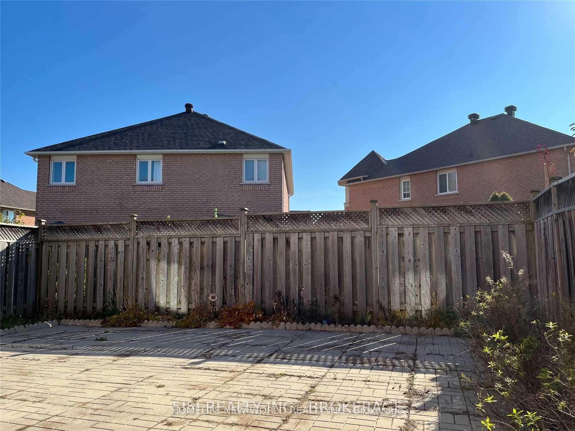 Photo 25 of 103 Gable Avenue, Markham, Berczy — HOMEH