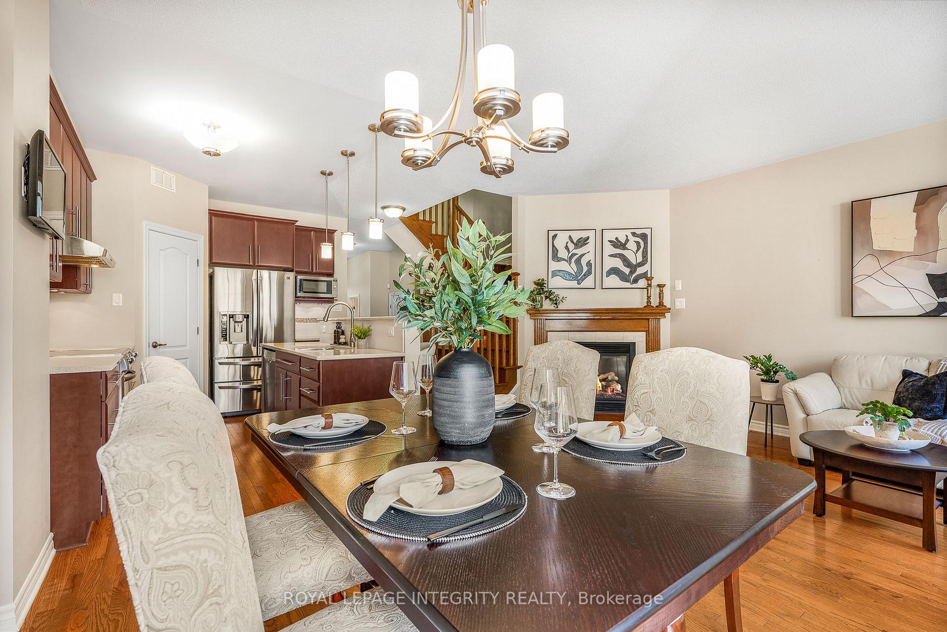 Photo 12 of 532 Rochefort Circle, Ottawa, Avalon West — HOMEH
