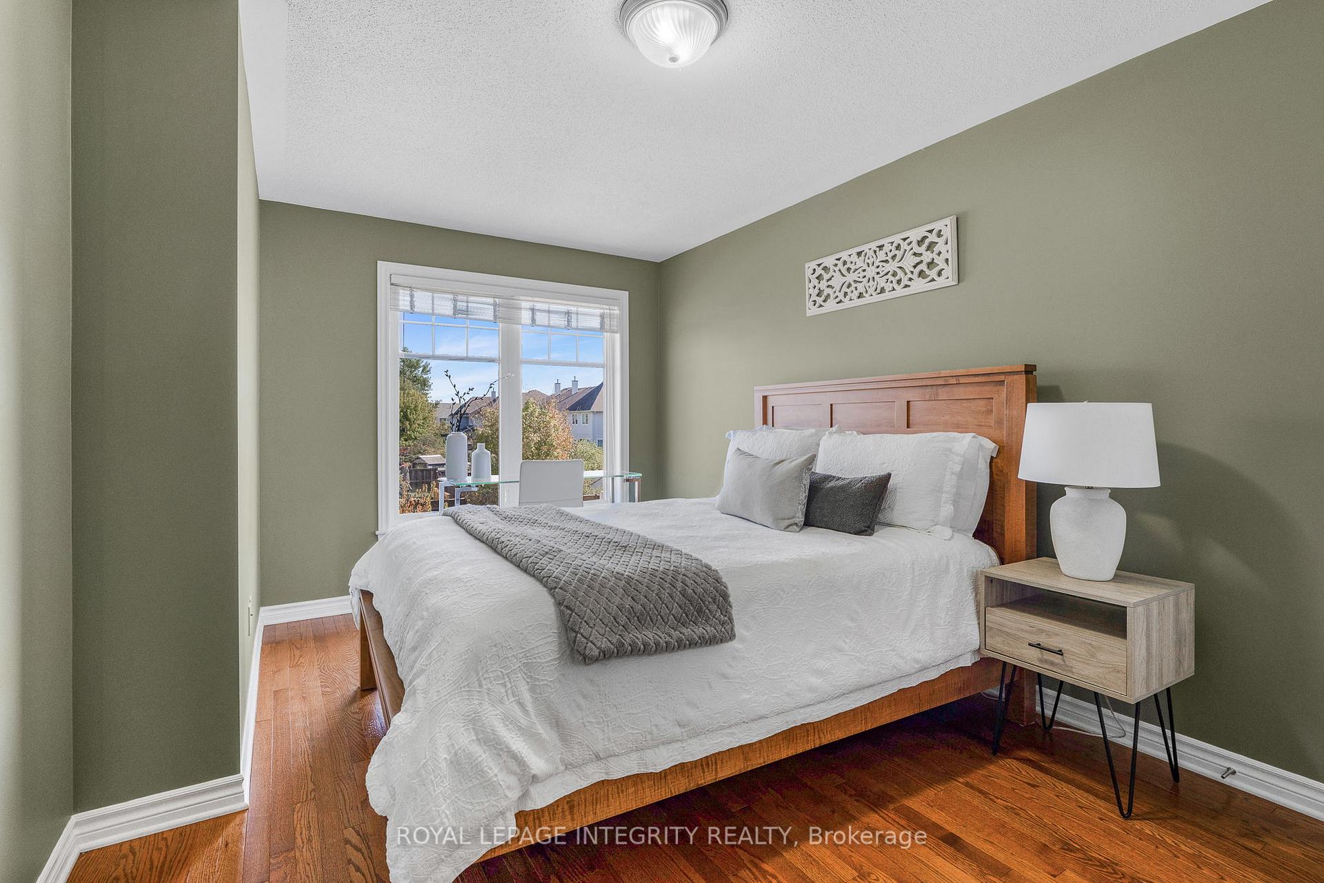 Photo 20 of 532 Rochefort Circle, Ottawa, Avalon West — HOMEH