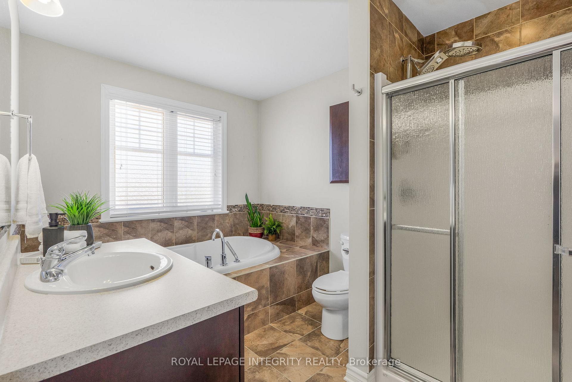 Photo 26 of 532 Rochefort Circle, Ottawa, Avalon West — HOMEH