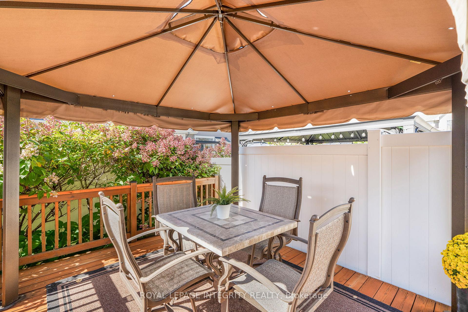 Photo 33 of 532 Rochefort Circle, Ottawa, Avalon West — HOMEH