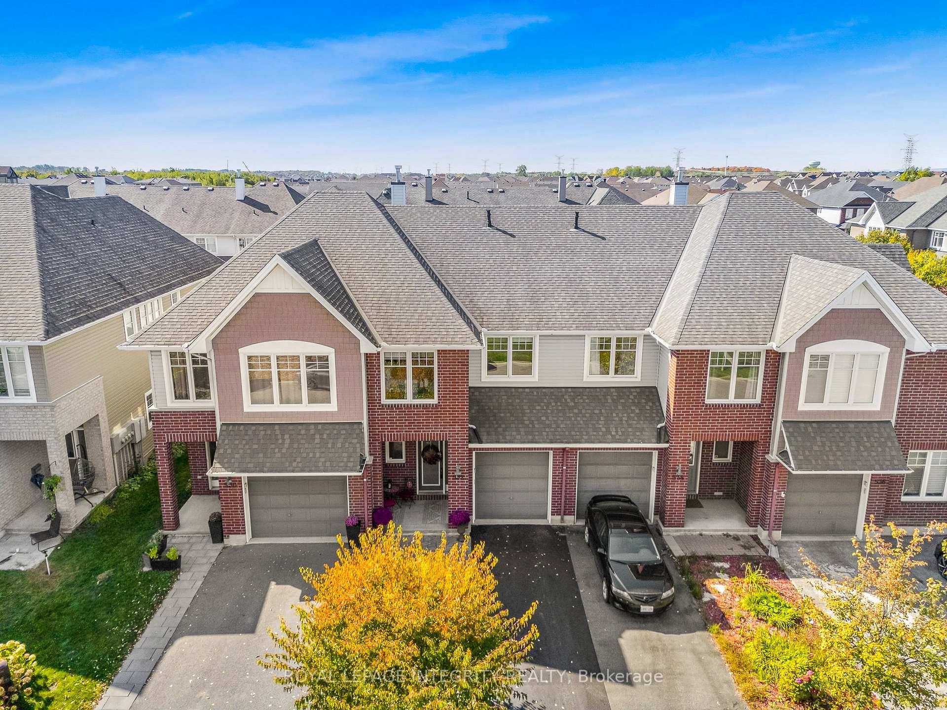 Photo 34 of 532 Rochefort Circle, Ottawa, Avalon West — HOMEH