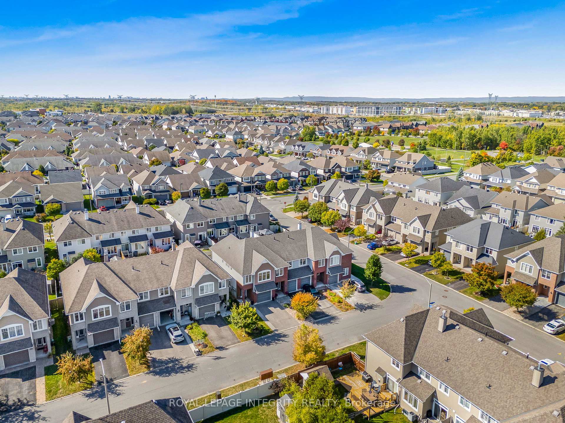 Photo 36 of 532 Rochefort Circle, Ottawa, Avalon West — HOMEH