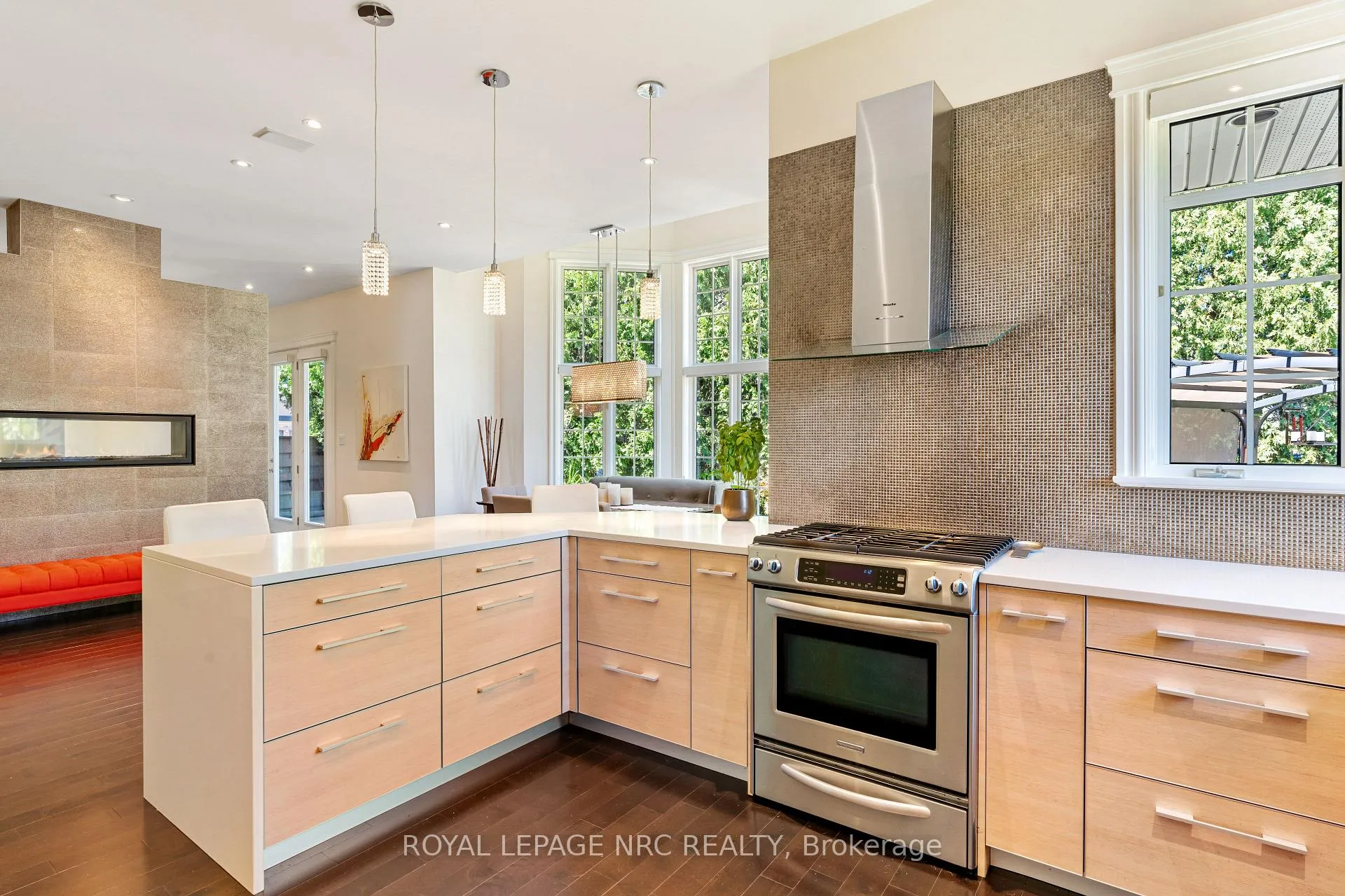 Photo 8 of 3505 Matthews Drive, Niagara Falls, Mt. Carmel — HOMEH
