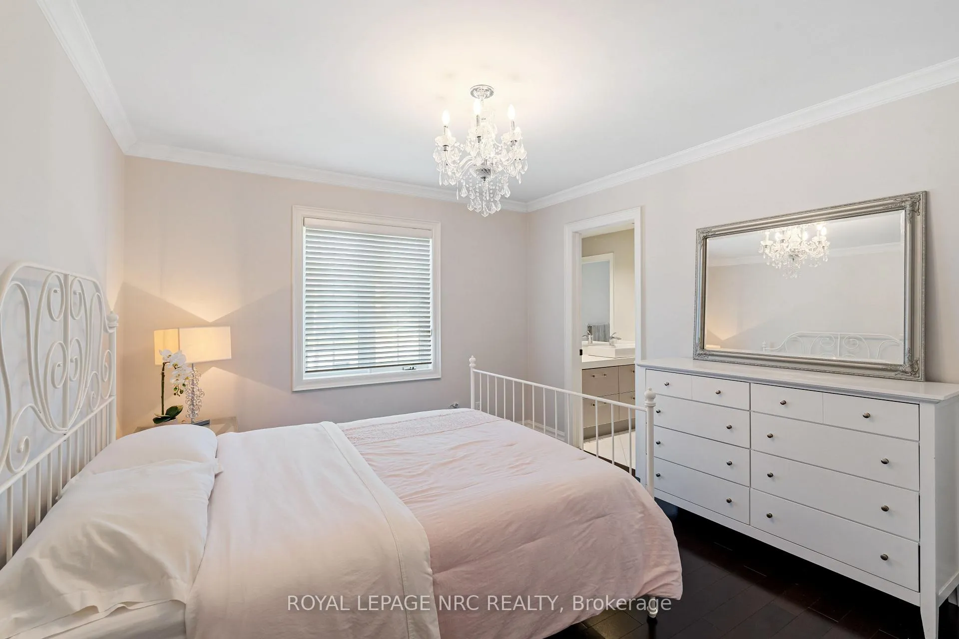 Photo 15 of 3505 Matthews Drive, Niagara Falls, Mt. Carmel — HOMEH