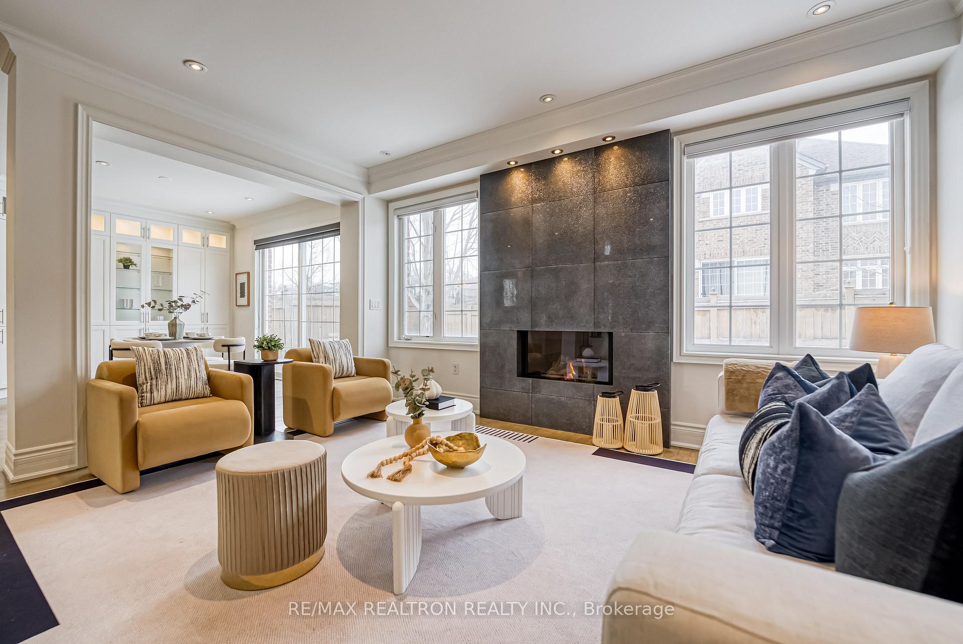 Photo 8 of 93 Walter Scott Crescent, Markham, Victoria Square — HOMEH